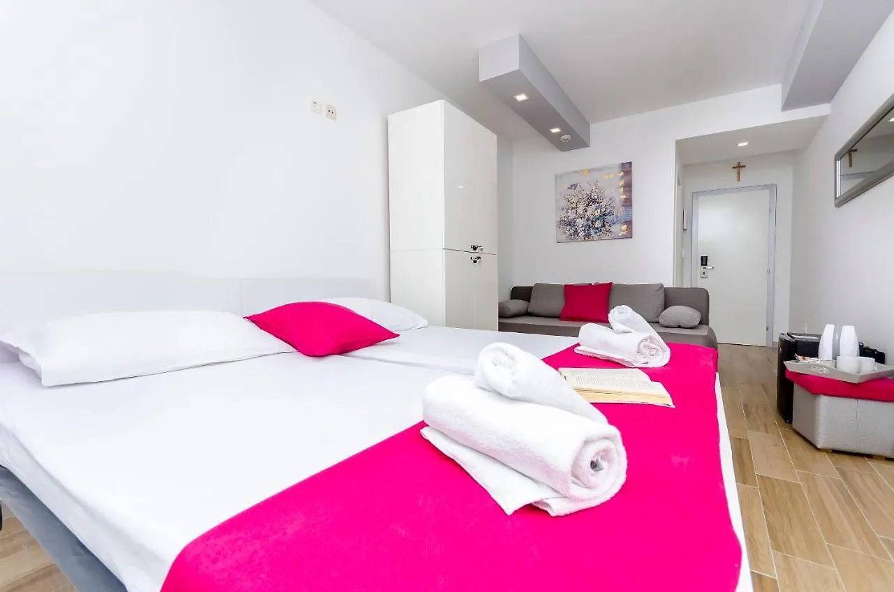 Gasthof All Saints Suites B&B Kastela Kaštel Štafilić